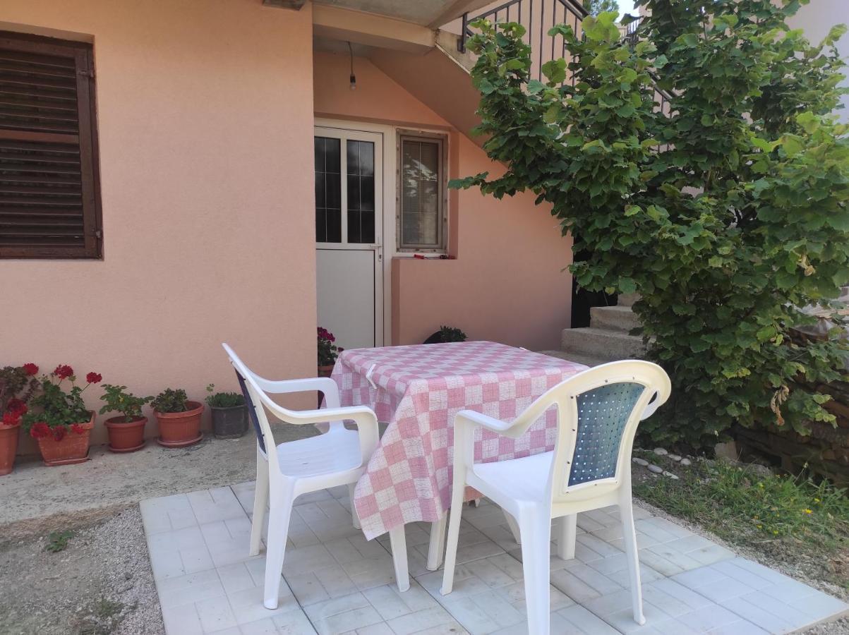 Apartmani Vujicic バール エクステリア 写真